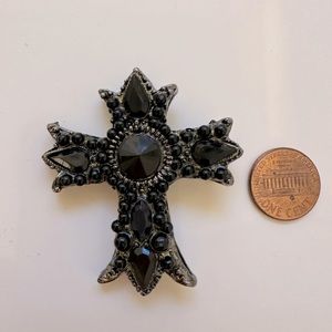 🖤🩶90’s costume jewelry cross brooch with black acrylic